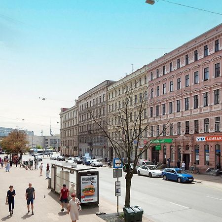 Fantastic Studio Apartment In The Heart Of Riga Exteriör bild